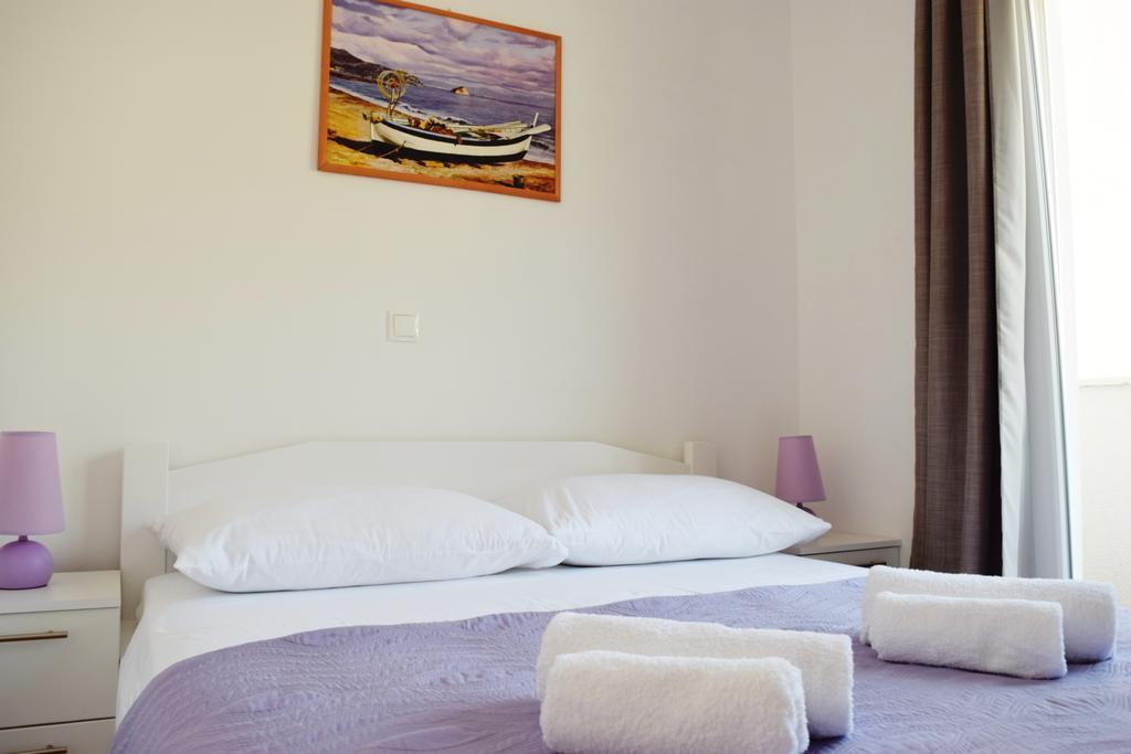 King Apartment *